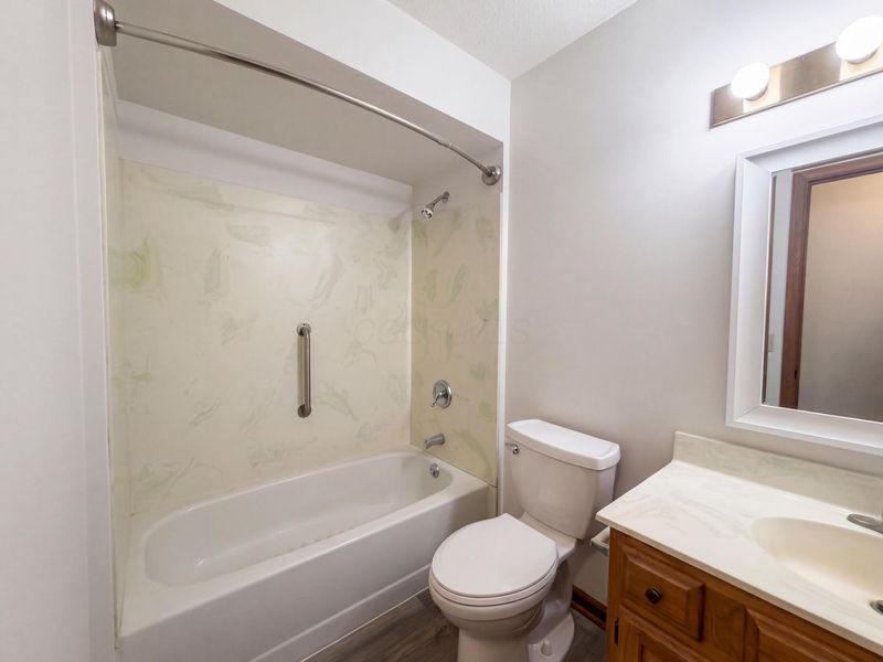 610 Executive Boulevard , Delaware, OH 43015 Photo 16