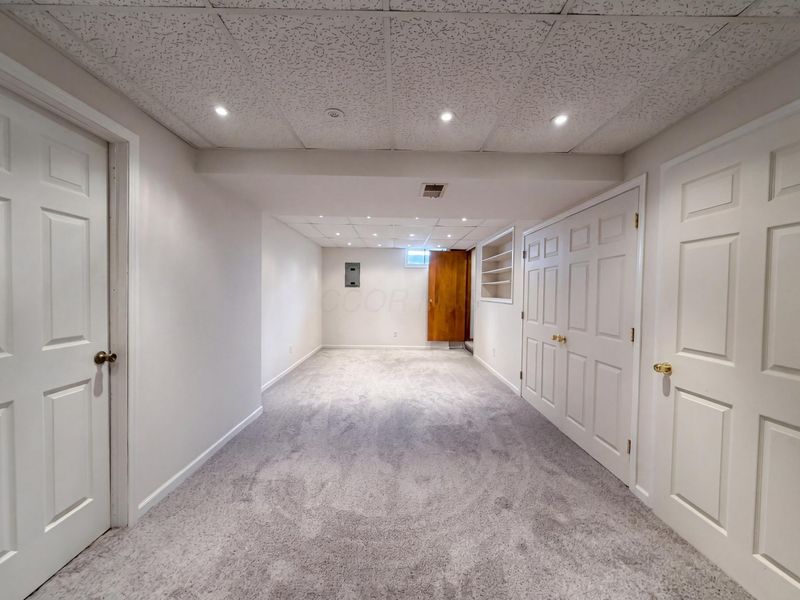 610 Executive Boulevard , Delaware, OH 43015 Photo 24