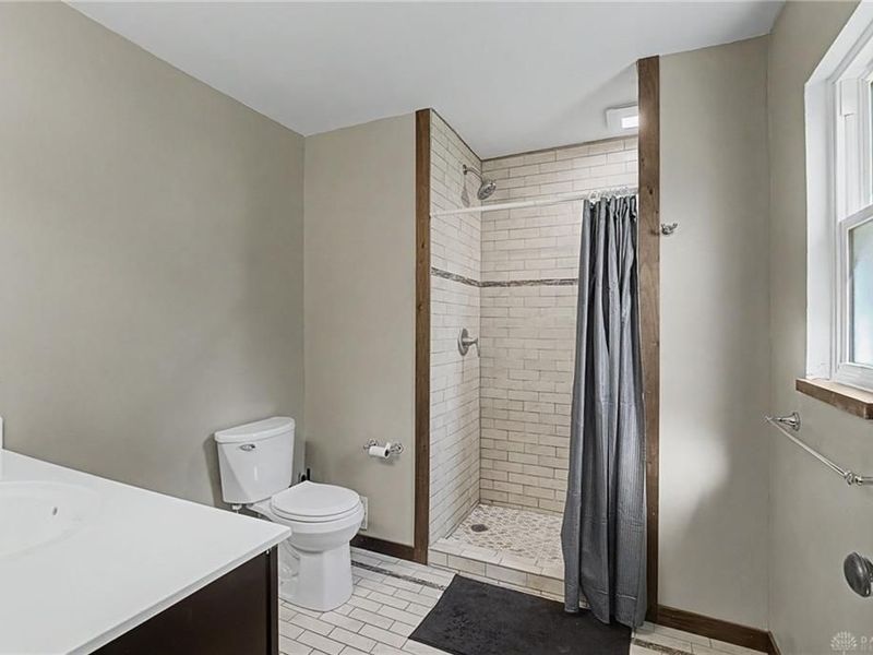 1112 Irving Avenue, Dayton, OH 45419 Photo 16