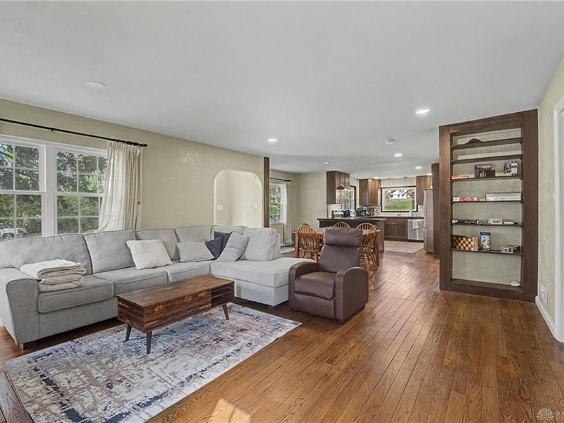 1112 Irving Avenue, Dayton, OH 45419 Photo 8