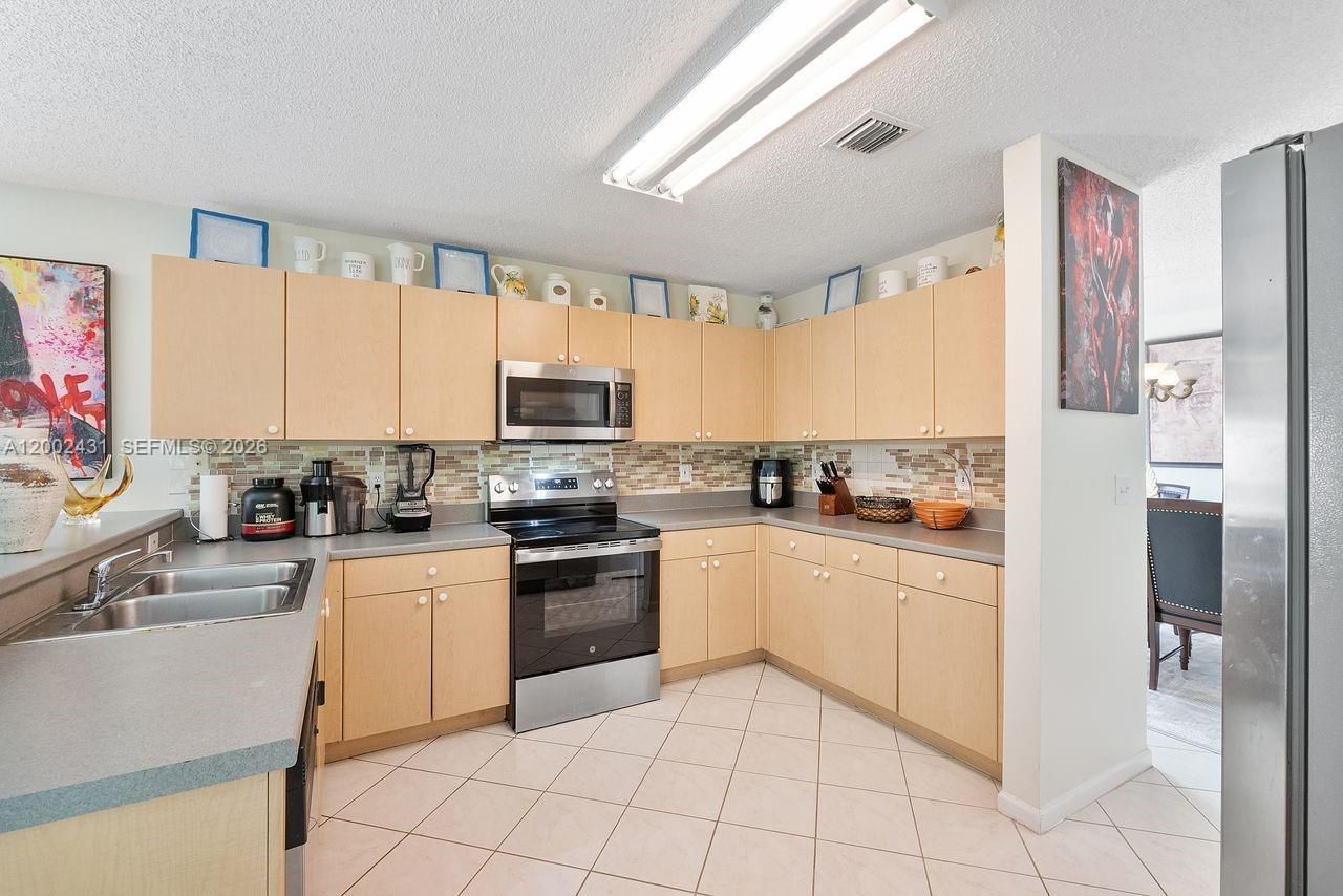 17621 SW 31st Ct , Miramar, FL 33029 Photo