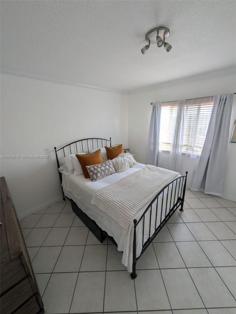 3500 Coral Way, Unit 505, Miami, FL 33145 Photo
