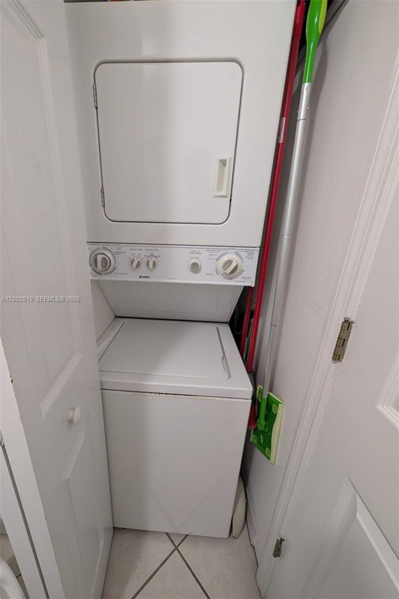3500 Coral Way, Unit 505, Miami, FL 33145 Photo