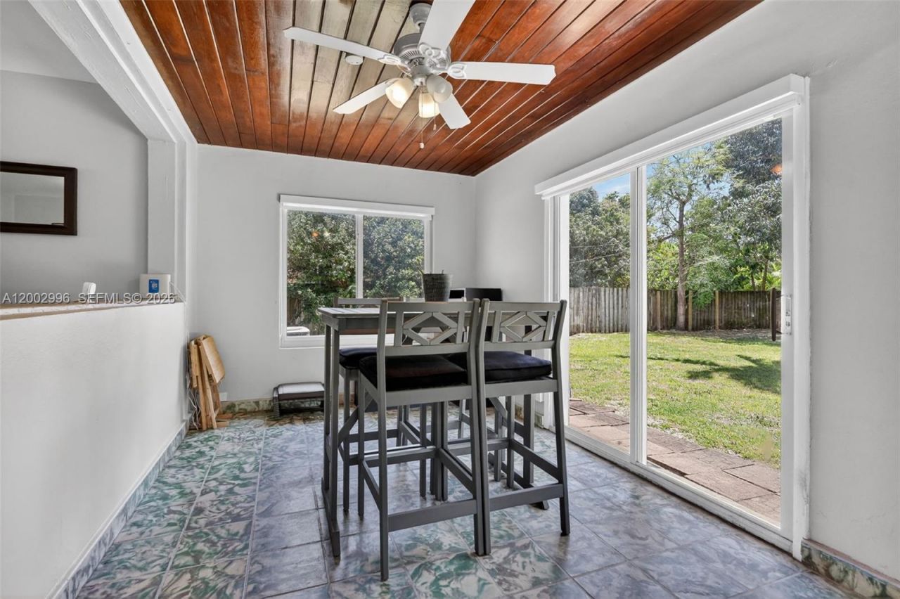 172 NW 116th St, Miami, FL 33168 Photo