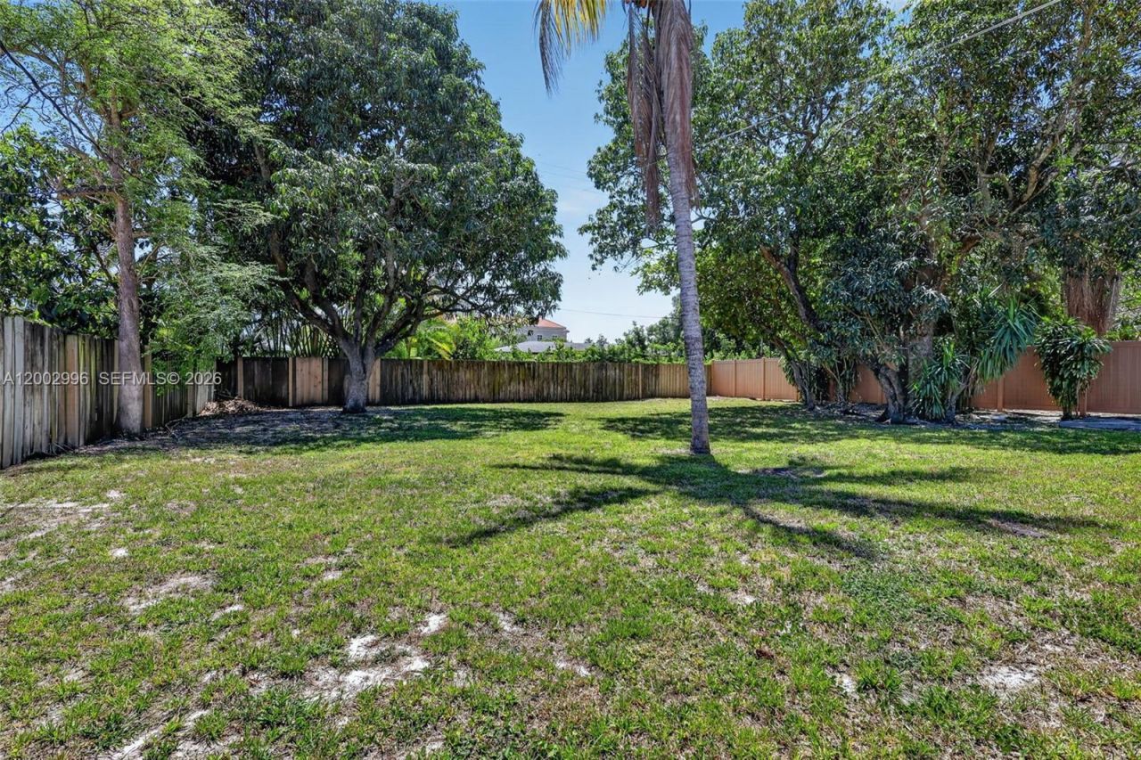 172 NW 116th St, Miami, FL 33168 Photo