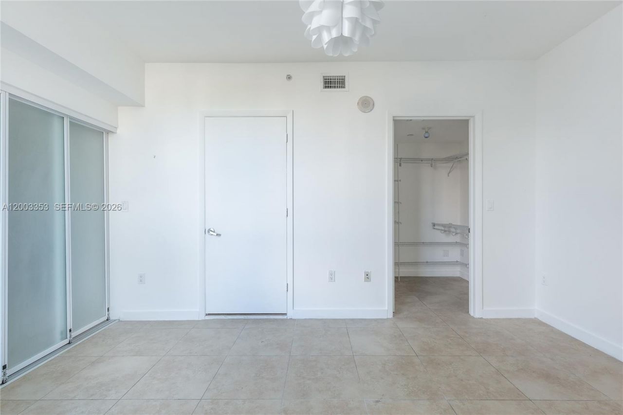 350 S Miami Ave , Unit 1207, Miami, FL 33130 Photo
