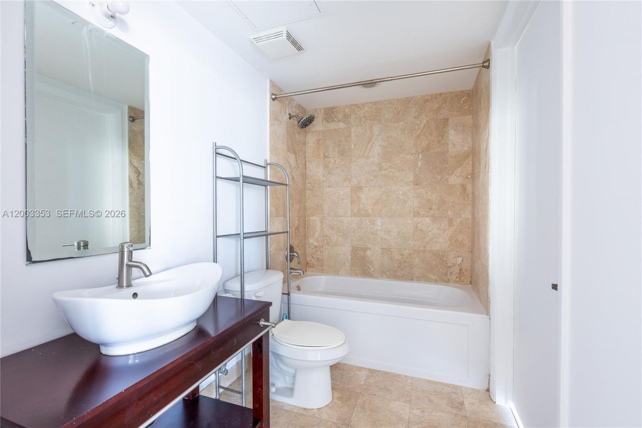 350 S Miami Ave , Unit 1207, Miami, FL 33130 Photo