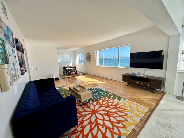 1840 S Treasure Dr , Unit 11, North Bay Village, FL 33141