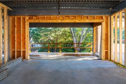 284 Meeting Street photo 4