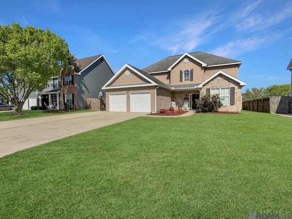 37144 Murphy Webb Ave, Prairieville, LA 70769