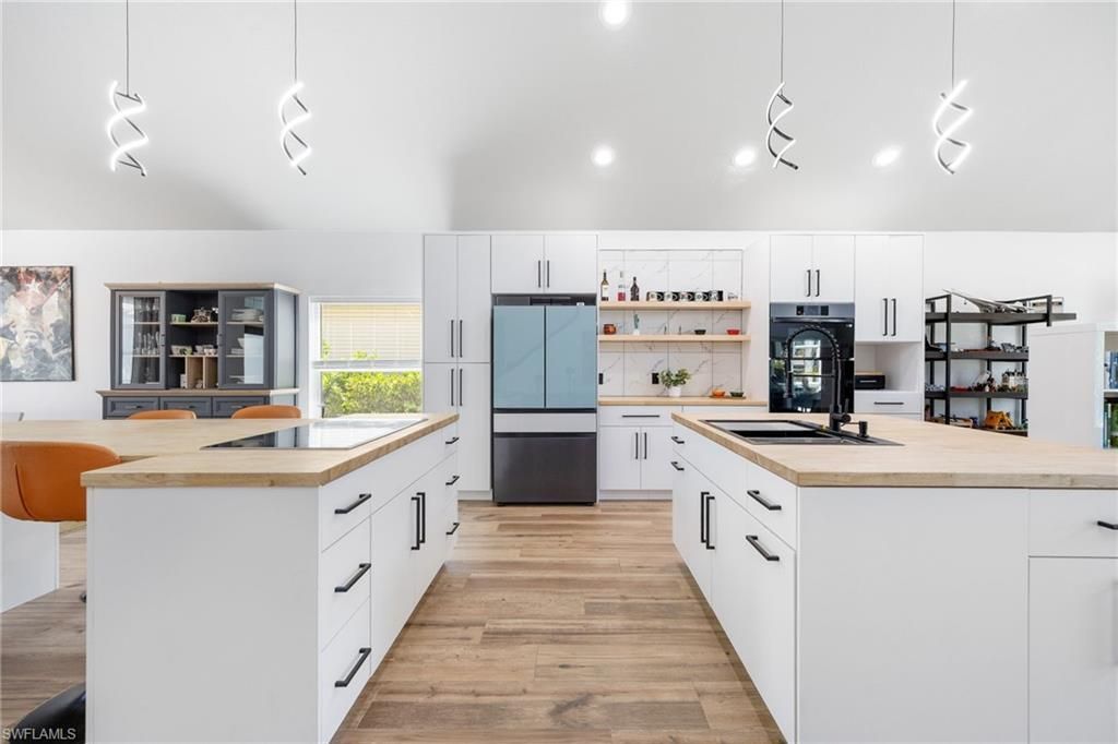 2513 Blackburn Cir, Cape Coral, FL 33991 Photo