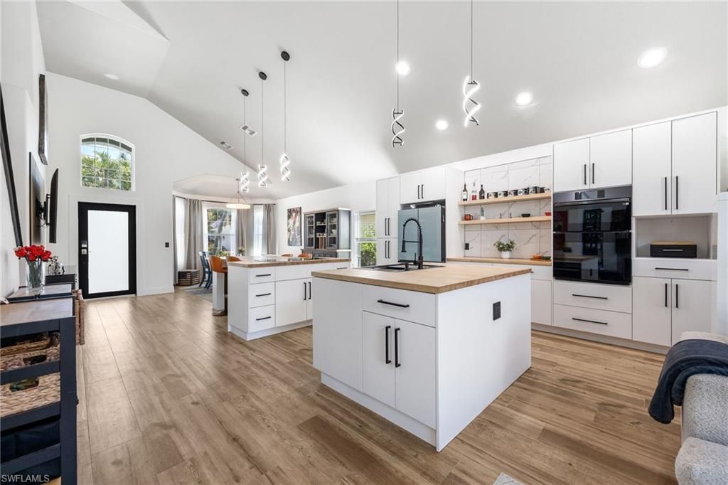 2513 Blackburn Cir, Cape Coral, FL 33991 Photo