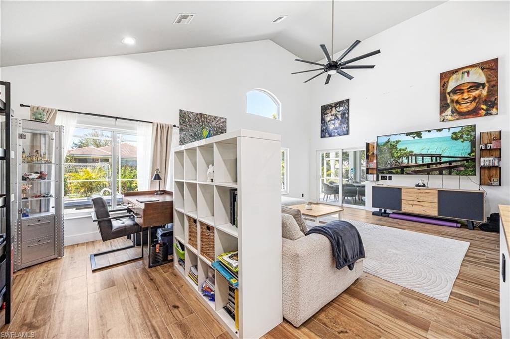 2513 Blackburn Cir, Cape Coral, FL 33991 Photo