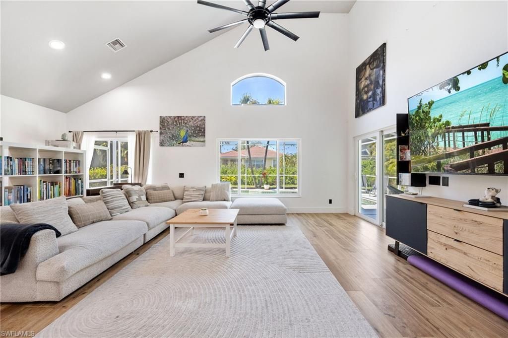 2513 Blackburn Cir, Cape Coral, FL 33991 Photo