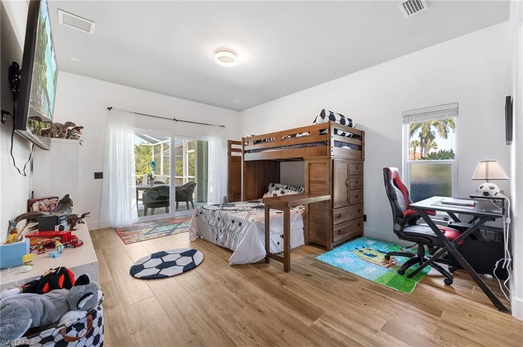 2513 Blackburn Cir, Cape Coral, FL 33991 Photo