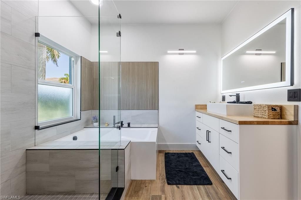 2513 Blackburn Cir, Cape Coral, FL 33991 Photo