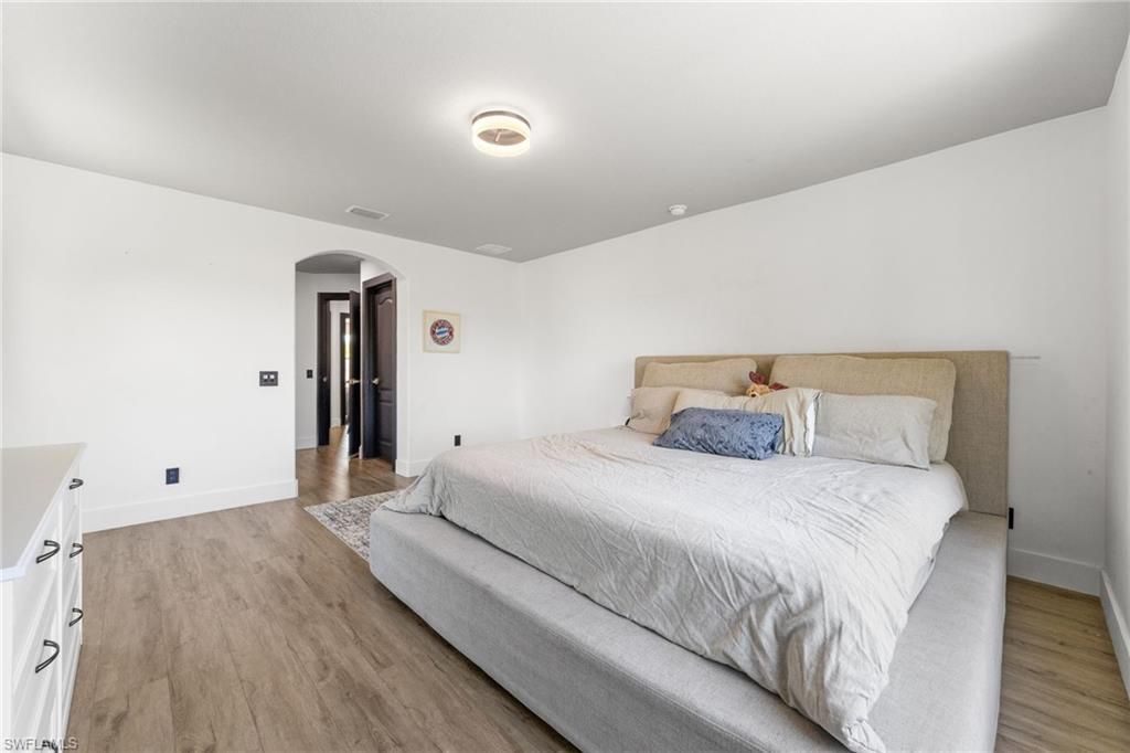 2513 Blackburn Cir, Cape Coral, FL 33991 Photo