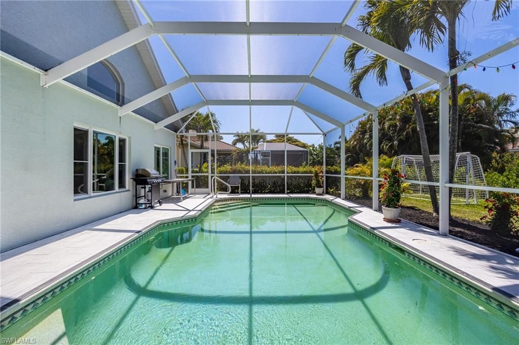 2513 Blackburn Cir, Cape Coral, FL 33991 Photo