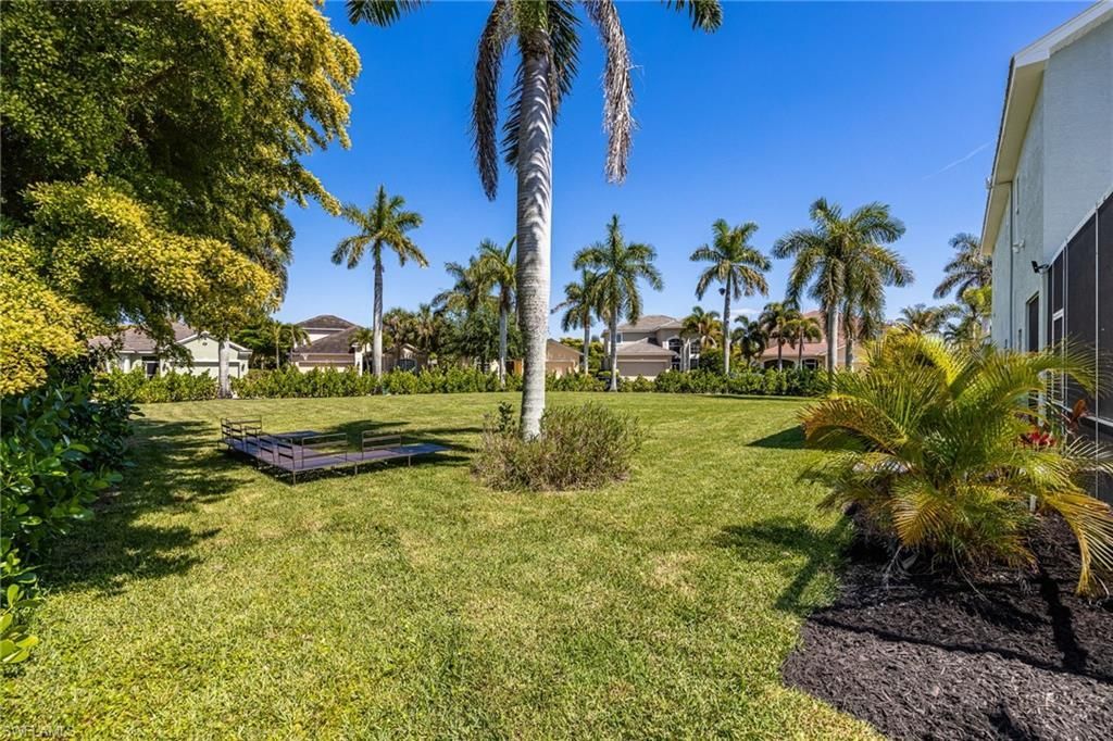 2513 Blackburn Cir, Cape Coral, FL 33991 Photo