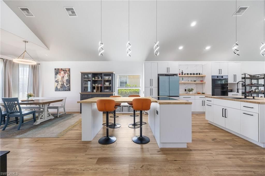 2513 Blackburn Cir, Cape Coral, FL 33991 Photo