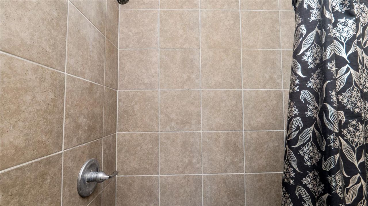 1128 Stella Avenue N, Lakeland, FL 33805 Photo