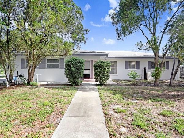 1600 PINEWOOD DRIVE , CLEARWATER, FL 33756