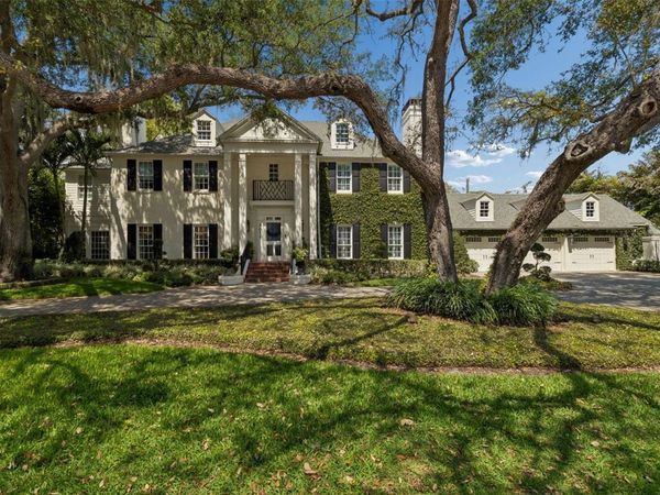 3011 W HAWTHORNE ROAD , TAMPA, FL 33611