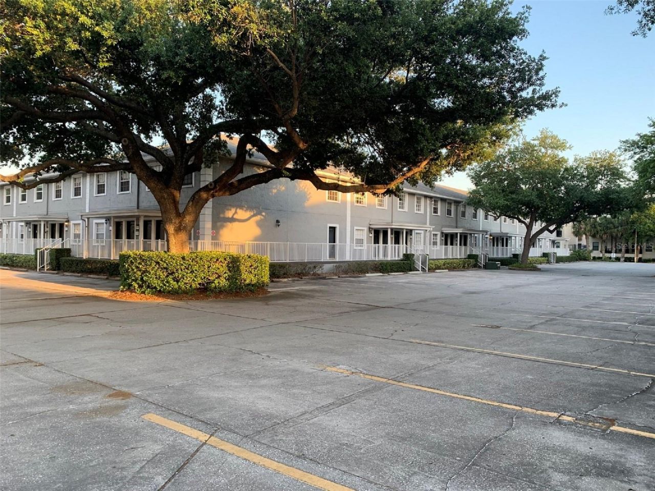 4828 W Gandy Boulevard , Unit B27, Tampa, FL 33611 Photo