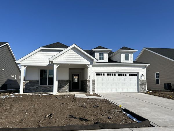 3204 Hilltop Road , Valparaiso, IN 46385