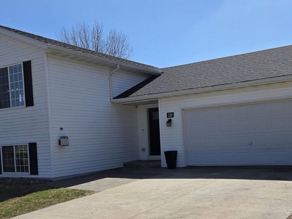 520 Elliot Drive SE, Grand Meadow, MN 55936