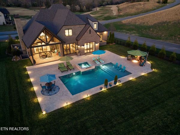 250 Bower Court, Lenoir City, TN 37772