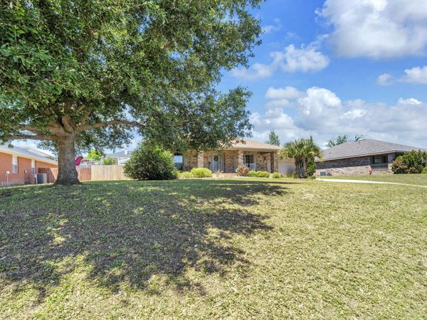 217 Raptor Drive, Crestview, FL 32536