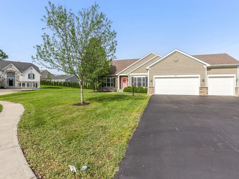 217 Warbler Court , Pickerington, OH 43147 Photo 6