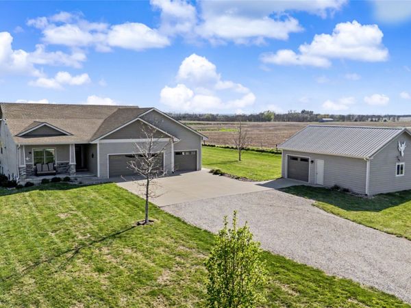 2378 Cumming Road, Winterset, IA 50273