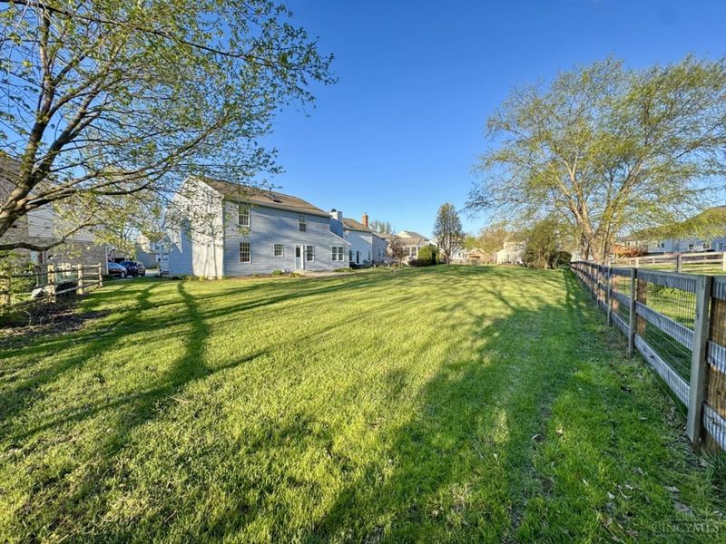 521 Elm Tree Court, Union Twp, OH 45244 Photo 6