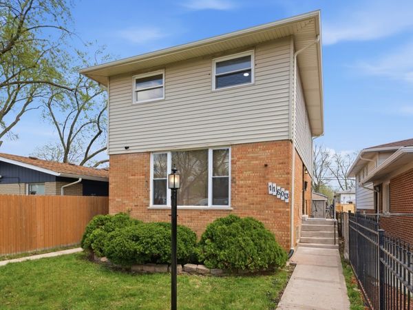11603 S Loomis Street , Chicago, IL 60643