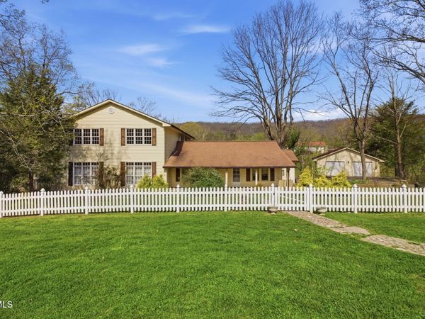 2412 Reservoir Road, Kingsport, TN 37660