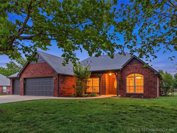 7799 N 162nd East Court , Owasso, OK 74055
