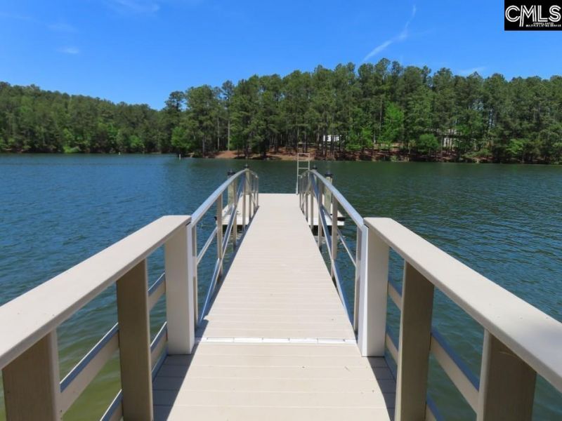 201 Meadowlake Road  Photo 11