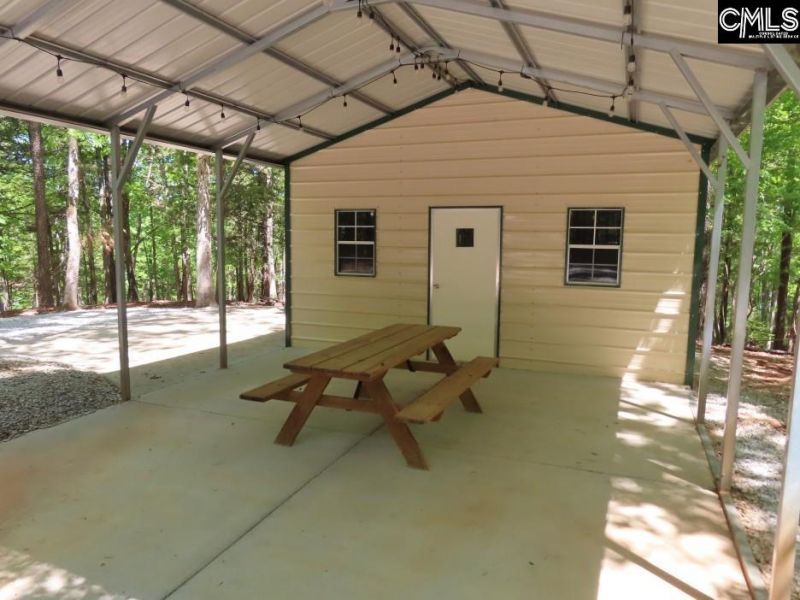 201 Meadowlake Road  Photo 15