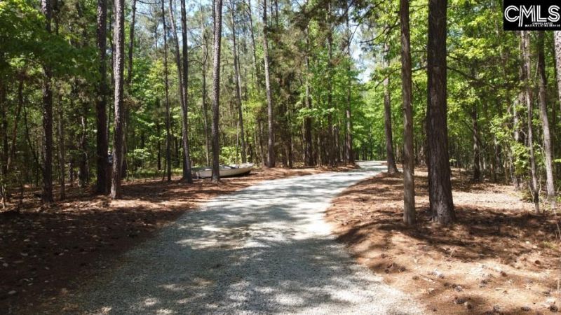 201 Meadowlake Road  Photo 16