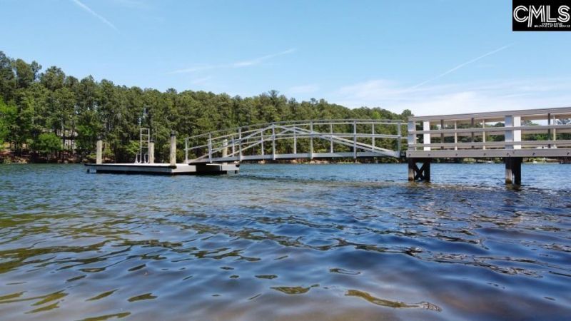 201 Meadowlake Road  Photo 28