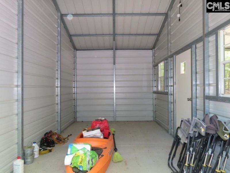 201 Meadowlake Road  Photo 31