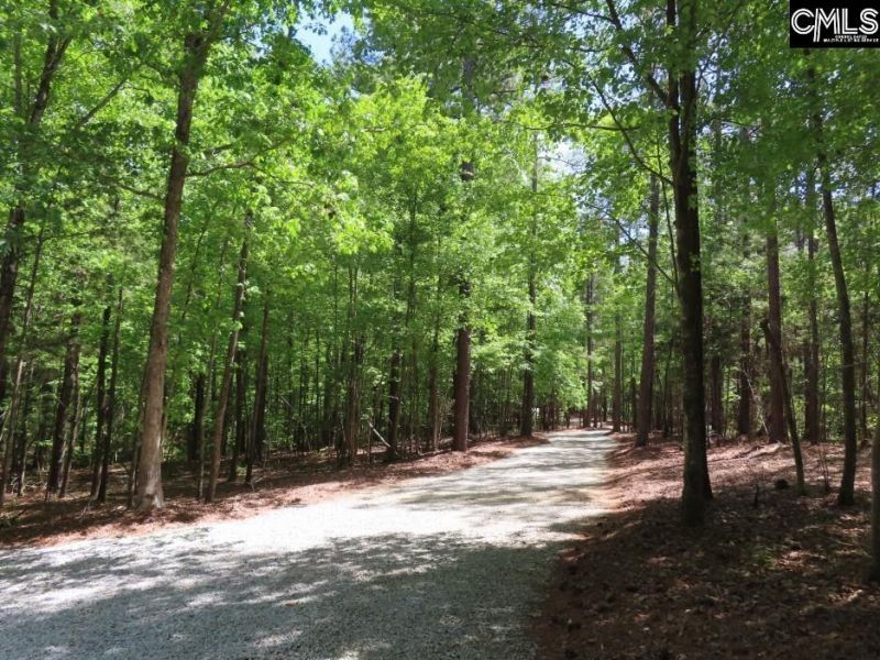 201 Meadowlake Road  Photo 32