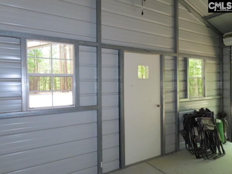 201 Meadowlake Road  Photo 41