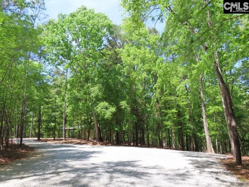 201 Meadowlake Road  Photo 42