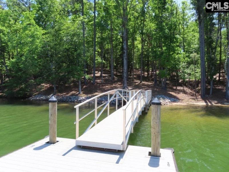 201 Meadowlake Road  Photo 5