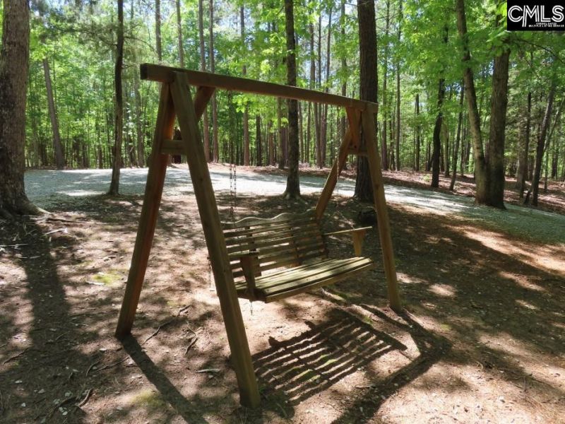 201 Meadowlake Road  Photo 51