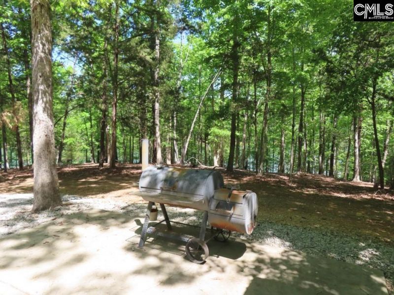 201 Meadowlake Road  Photo 57