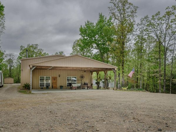 181 Gentle Ln., Mena, AR 71953